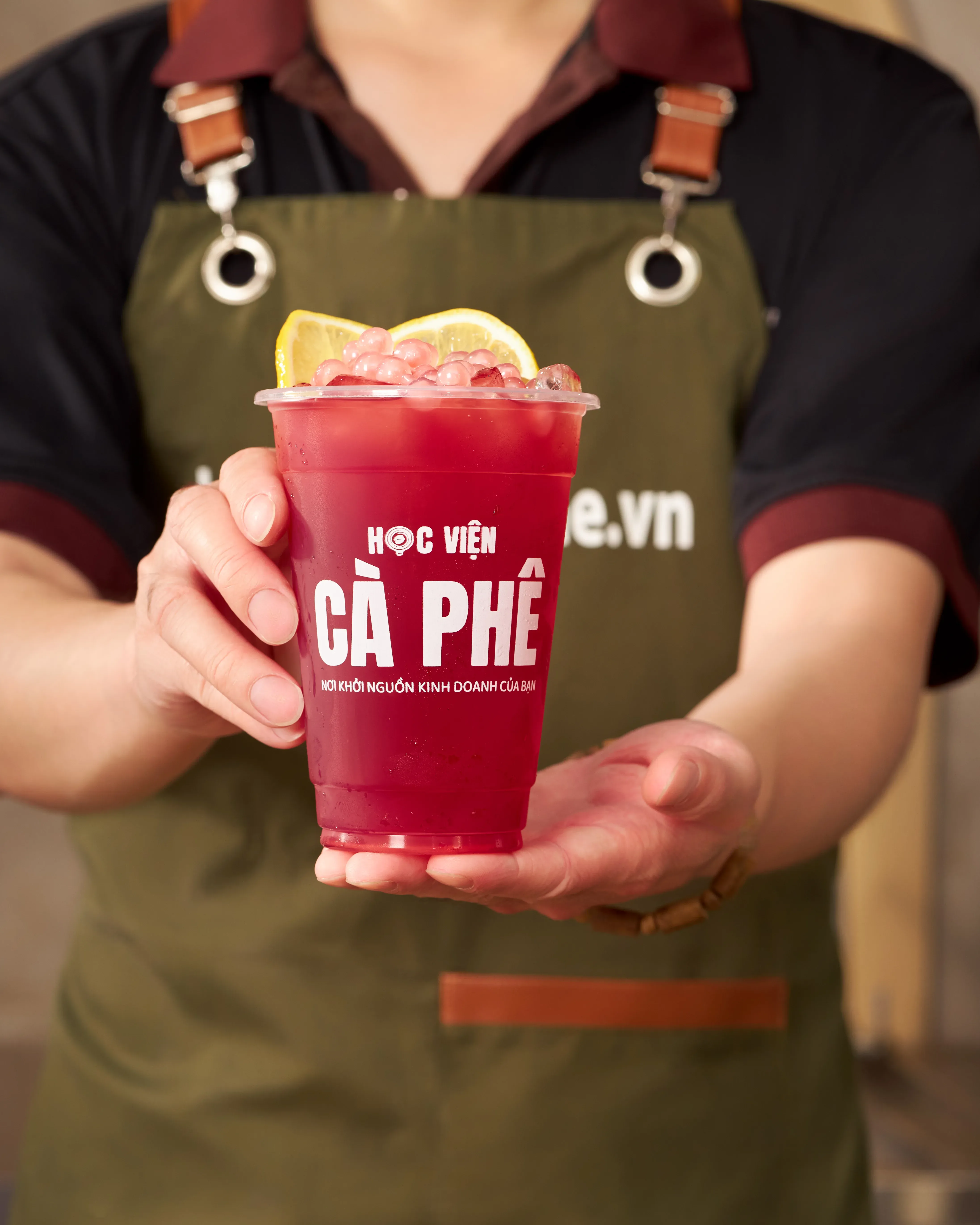 Từ học viên đến chủ quán