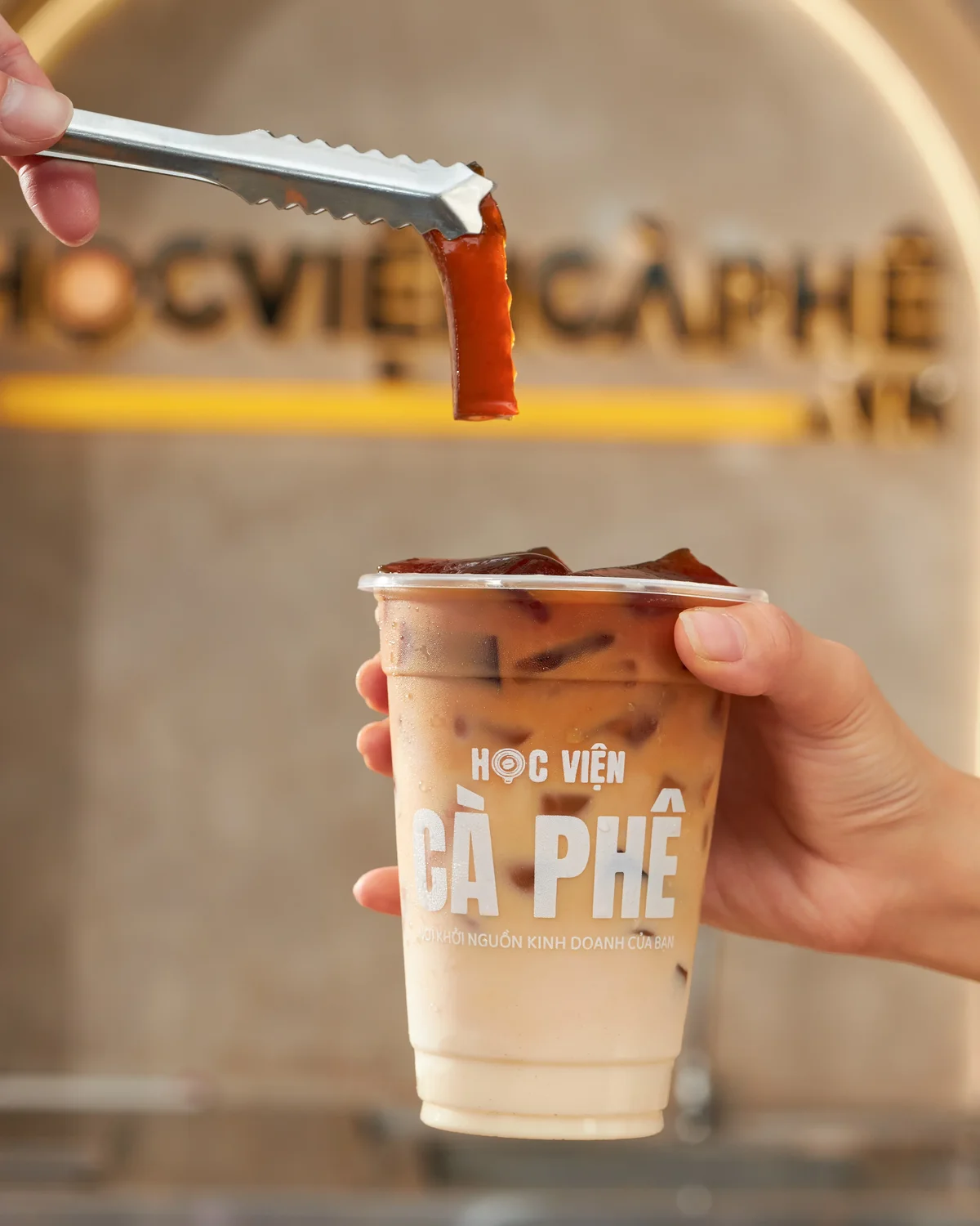 Đồ uống tại Học Viện Cà Phê
