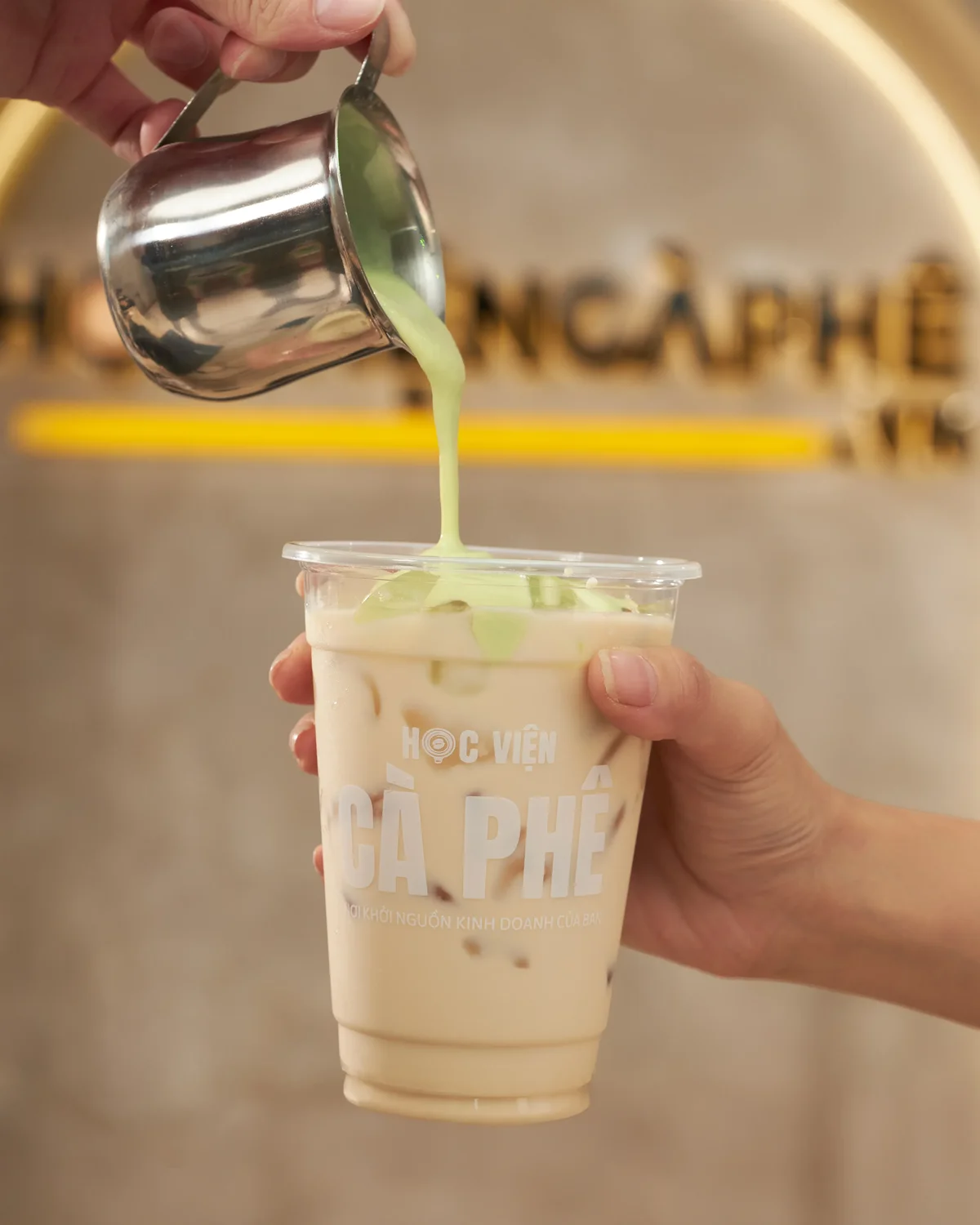 Đồ uống tại Học Viện Cà Phê