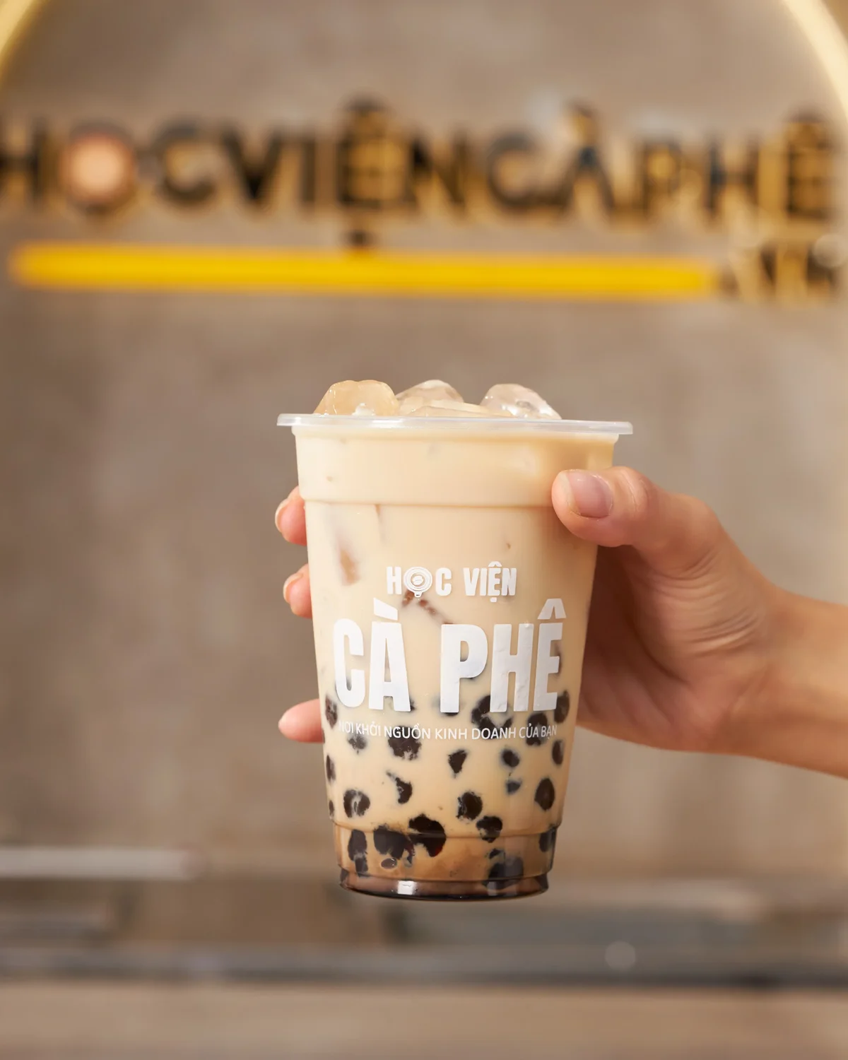 Đồ uống tại Học Viện Cà Phê
