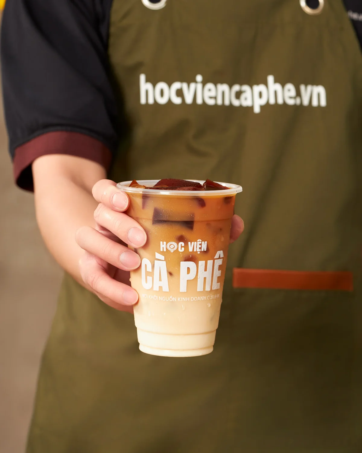 Học viên thực hành tại Học Viện Cà Phê